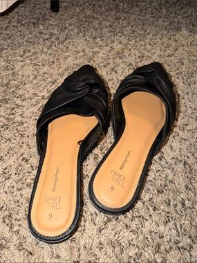 Time and Tru Black Knot-Front Slide Mules - Women's